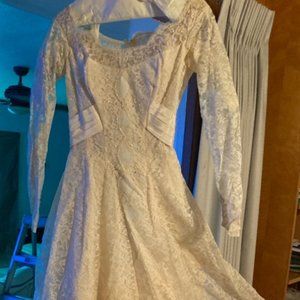 Elegant, Vintage Wedding Gown - Jessica by Pandora, Size 4, Ivory